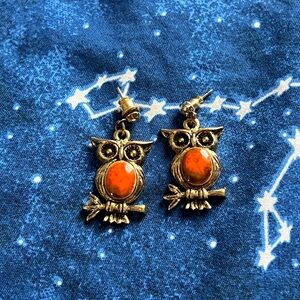 LAST CHANCE! VINTAGE Red Orange Owl Dangle Earrings